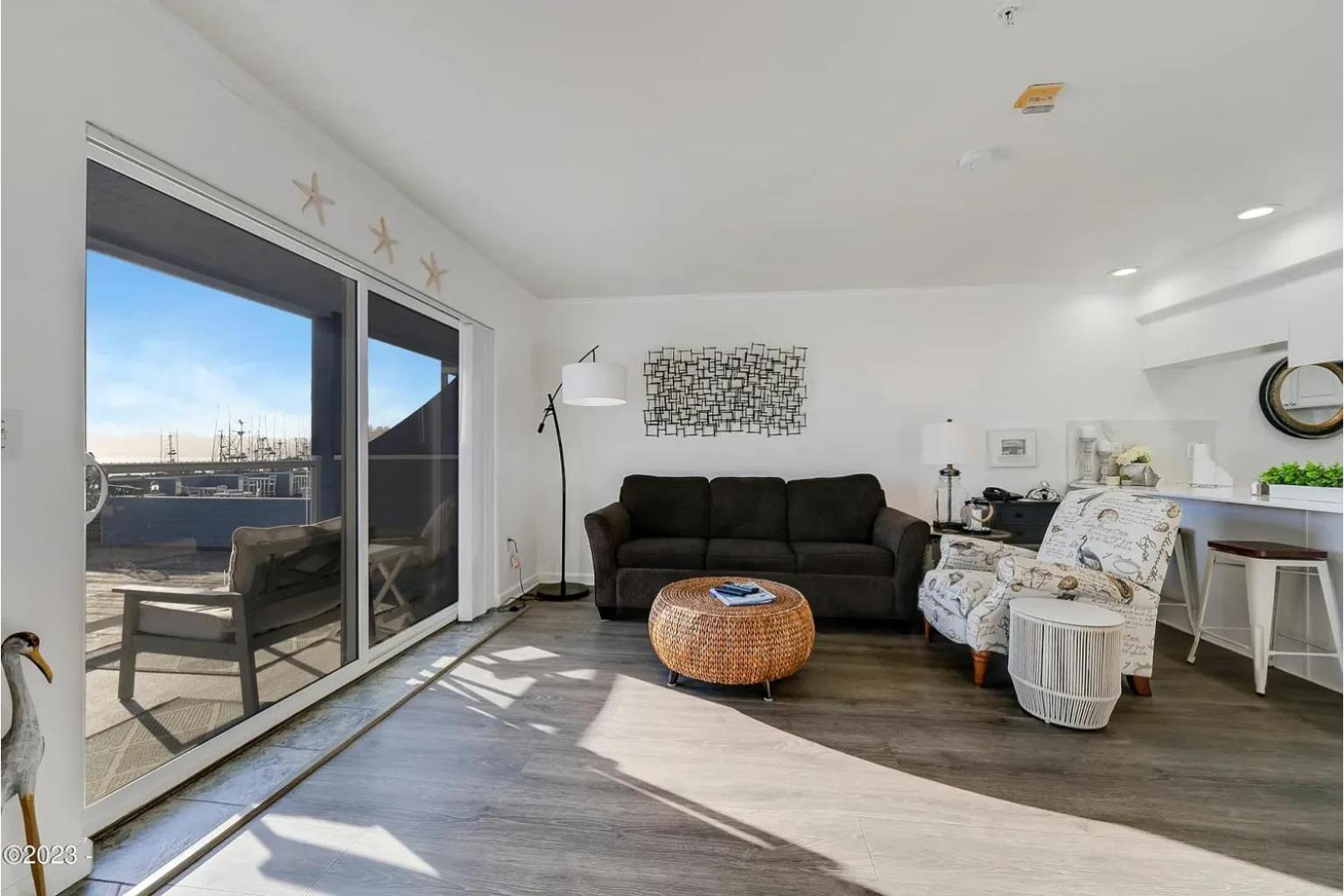 The Landing At Newport Condominium Hotel Екстер'єр фото