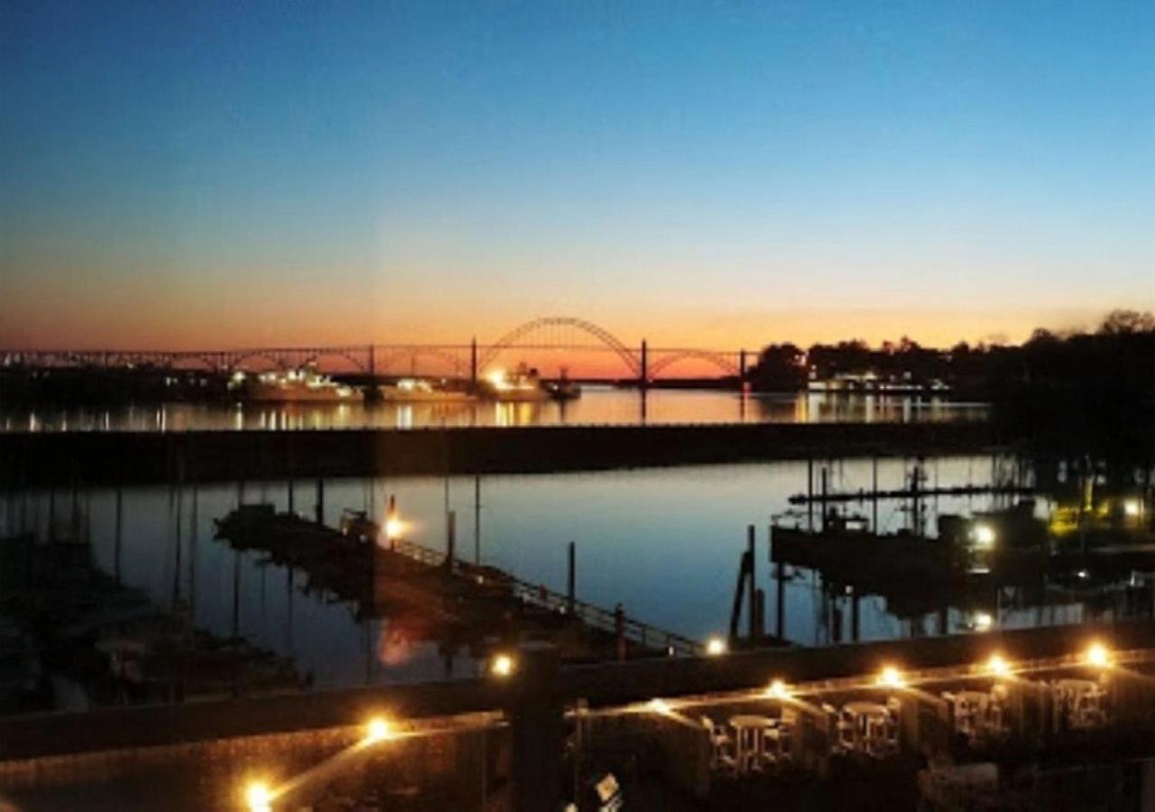 The Landing At Newport Condominium Hotel Екстер'єр фото